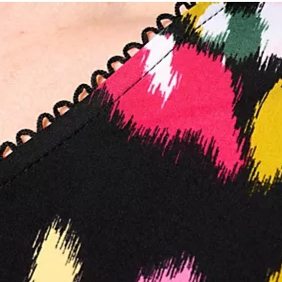 Susan Graver Liquid Knit Fit N Flare Abstract Print Top In 1X Brand New - Picture 10 of 10